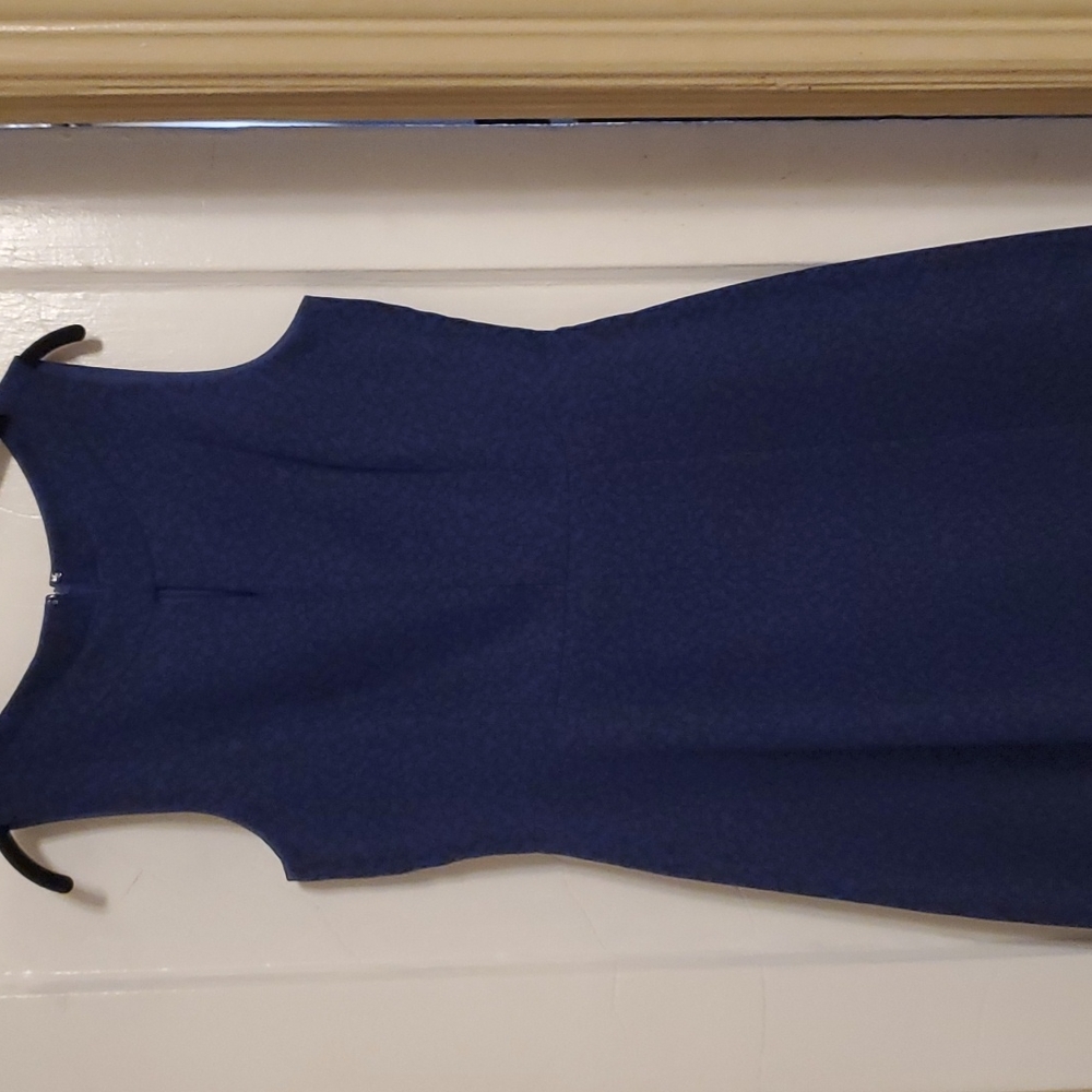 Tahari Sleeveless rich, royal blue Dress - Classic Fit size 10 BEAUTIFUL!